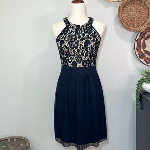 Black Lace Halter Top Dress Pleated Waist Size 6